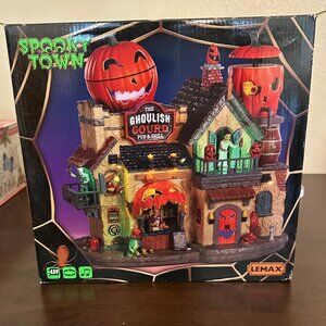 Spooky Town Lemax Ghoulish Gourd & Pub Village Piece Gently Used